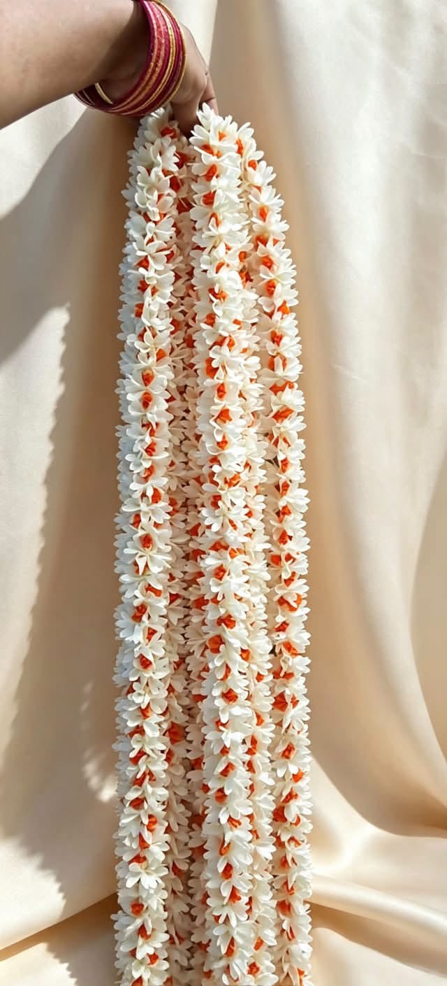 White & Orange Floral Gajra